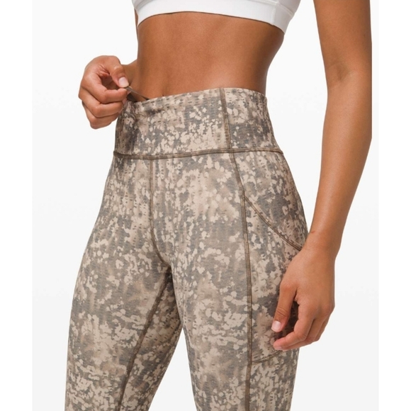 Lululemon Invigorate High Rise Tight Legging 25" Size 10 In Gritstone White Opal - Picture 12 of 14